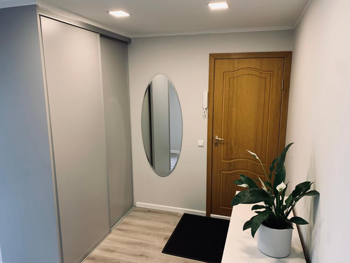 You'Ll Love This Large Apartment! Free Parking! Tallinn Exterior photo